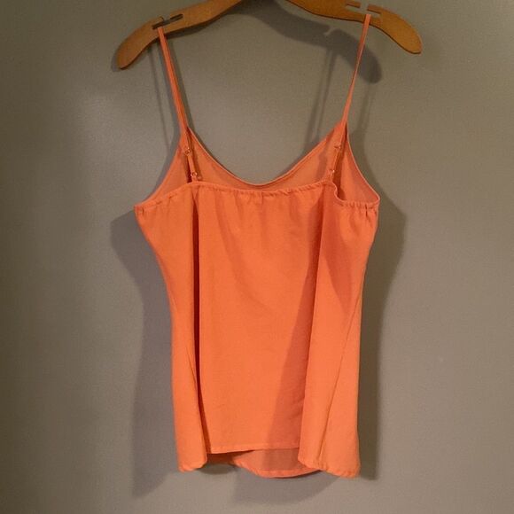 Sundance Women’s Orange Flowy Silk Blouse Size Medium NWOT - Picture 9 of 11